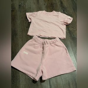 Set Active sweat shorts & baby tee in Cowgirl 🤠